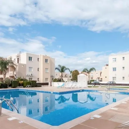 Zephiros Apartament *